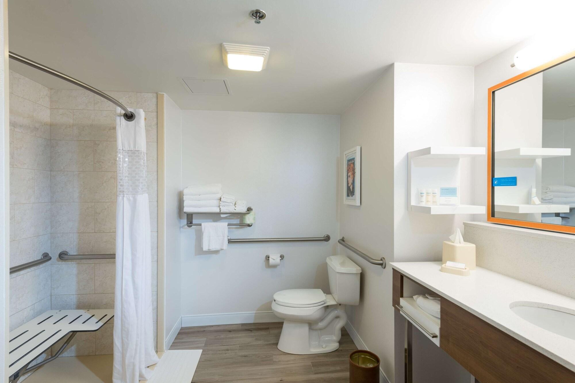 Hampton Inn And Suites Jamestown Extérieur photo