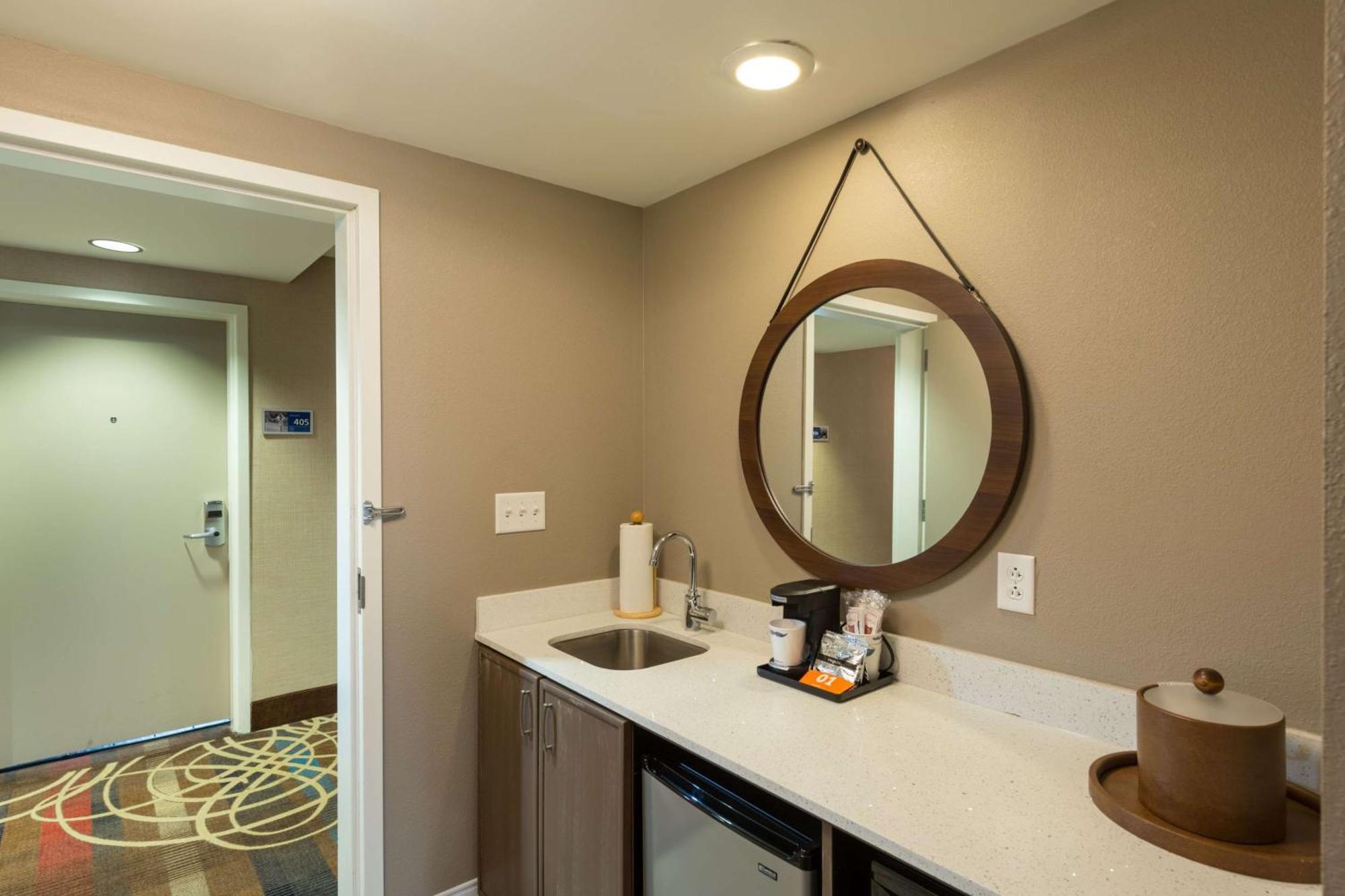 Hampton Inn And Suites Jamestown Extérieur photo
