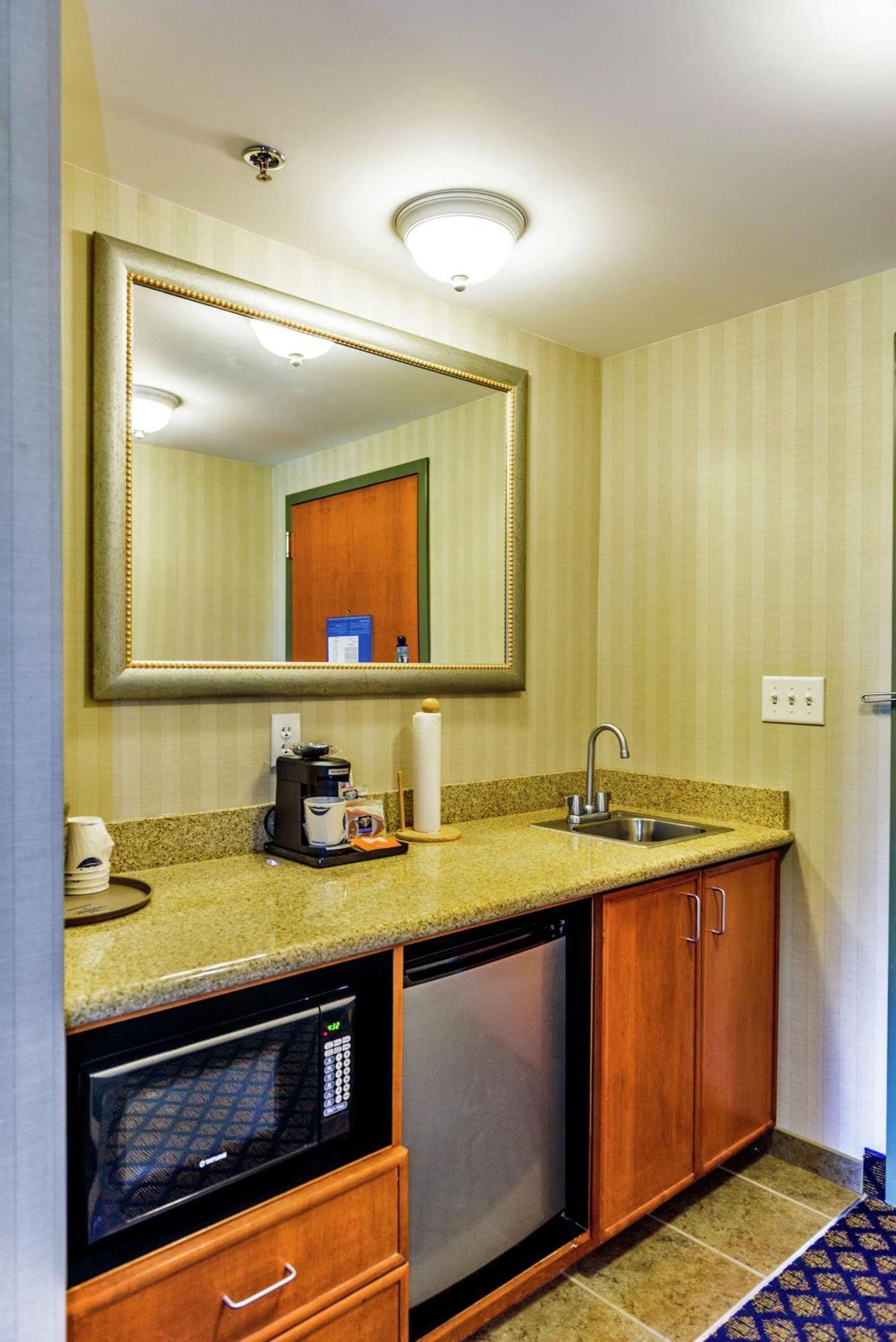 Hampton Inn And Suites Jamestown Extérieur photo